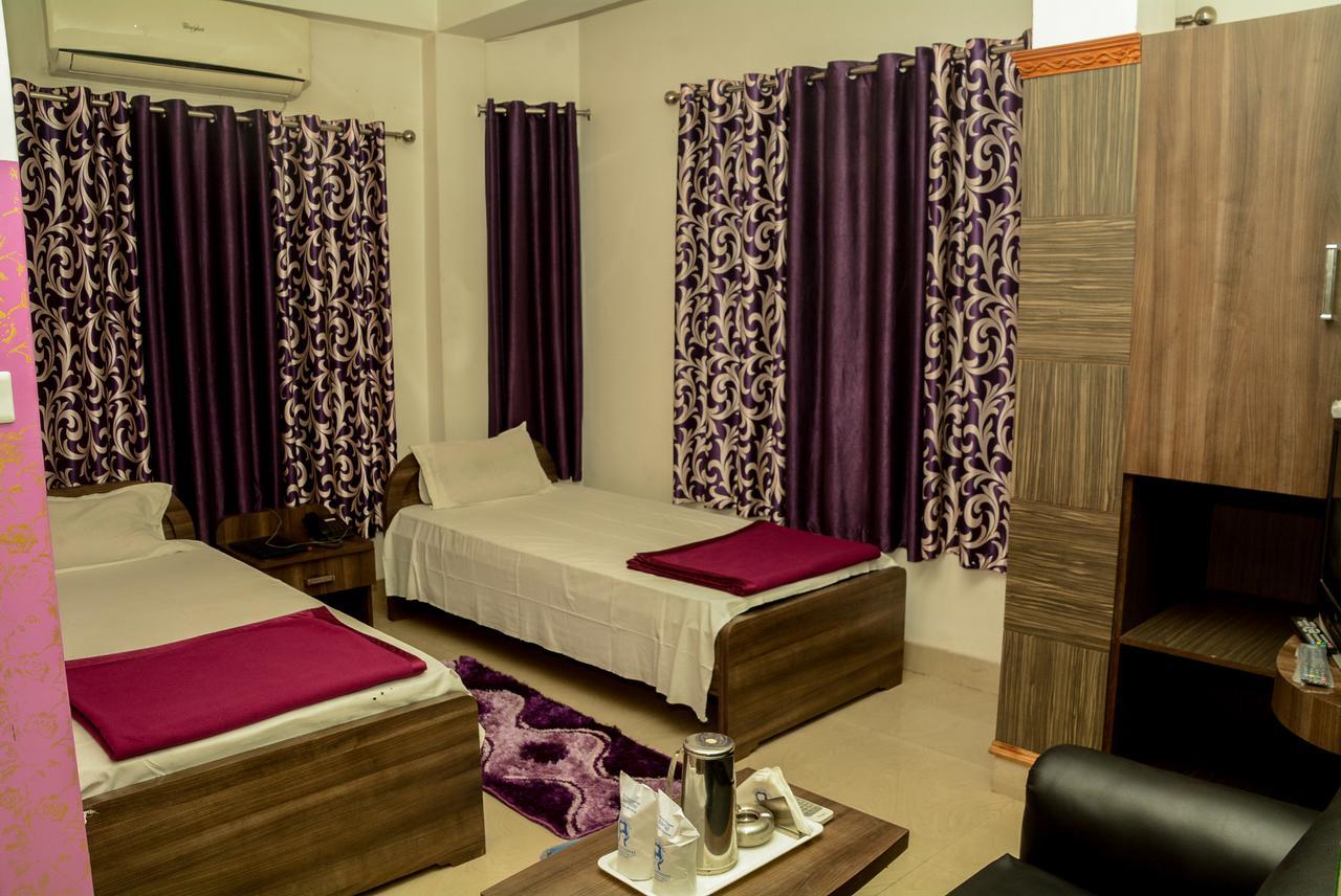 Hotel Galaxy International Koch Bihar Екстер'єр фото