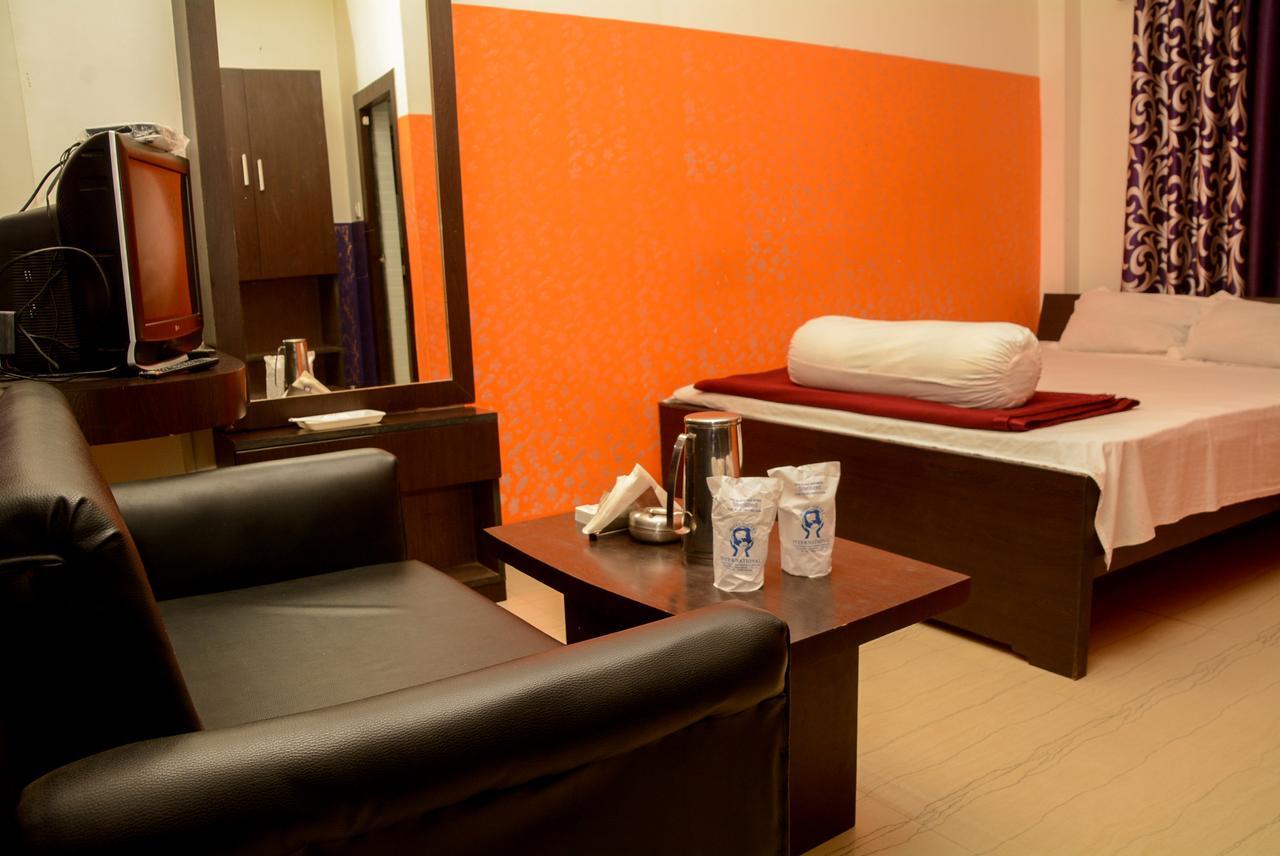 Hotel Galaxy International Koch Bihar Екстер'єр фото